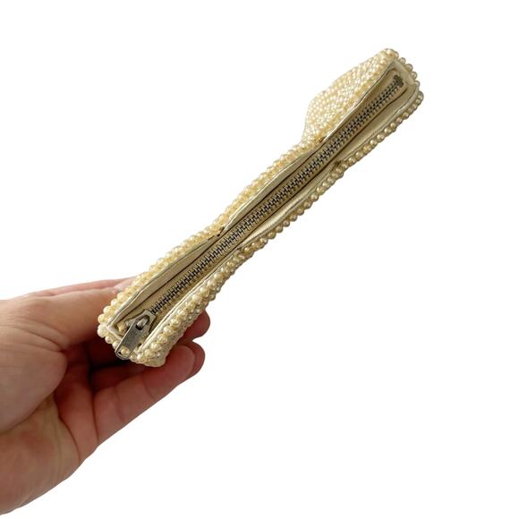 Vintage 1950s Beaded Clutch Scroll Design - Picture 8 of 13